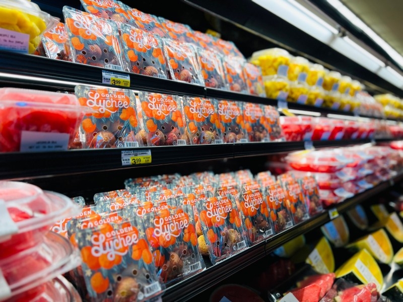 Vietnamese fresh lychee hits US supermarket shelves